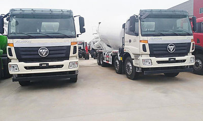 福田前四后八攪拌車