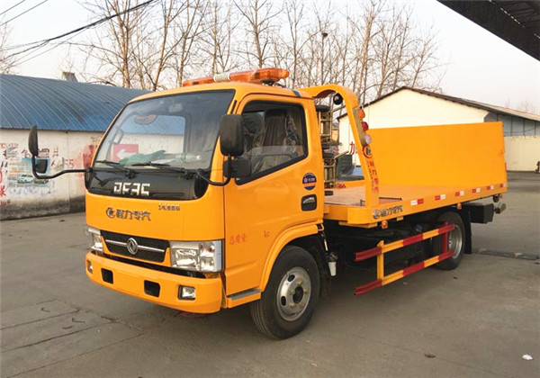 東風(fēng)多利卡藍(lán)牌一拖二清障車(chē) 東風(fēng)多利卡藍(lán)牌一拖二清障車(chē)