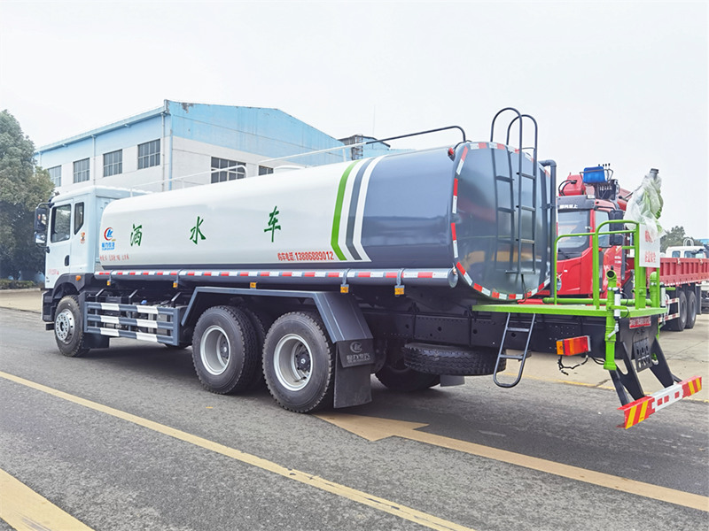 東風(fēng)T5后雙橋灑水車