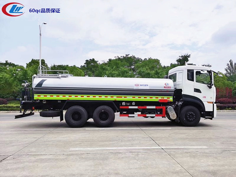 東風(fēng)天龍后雙橋?yàn)⑺? alt=