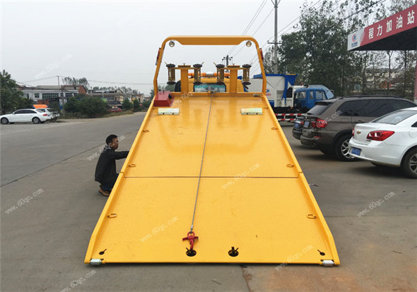 江鈴凱銳一拖二平板清障車