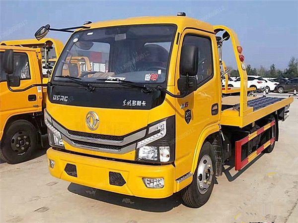 東風(fēng)多利卡一拖二藍(lán)牌清障車(chē)