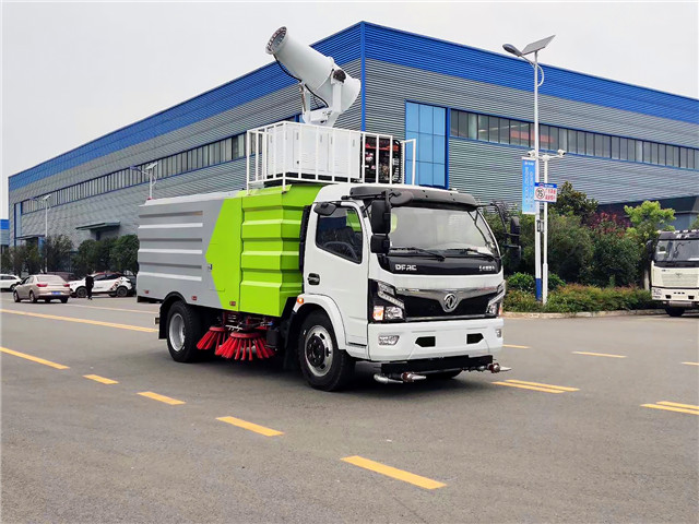 東風(fēng)福瑞卡8方掃路車(chē)